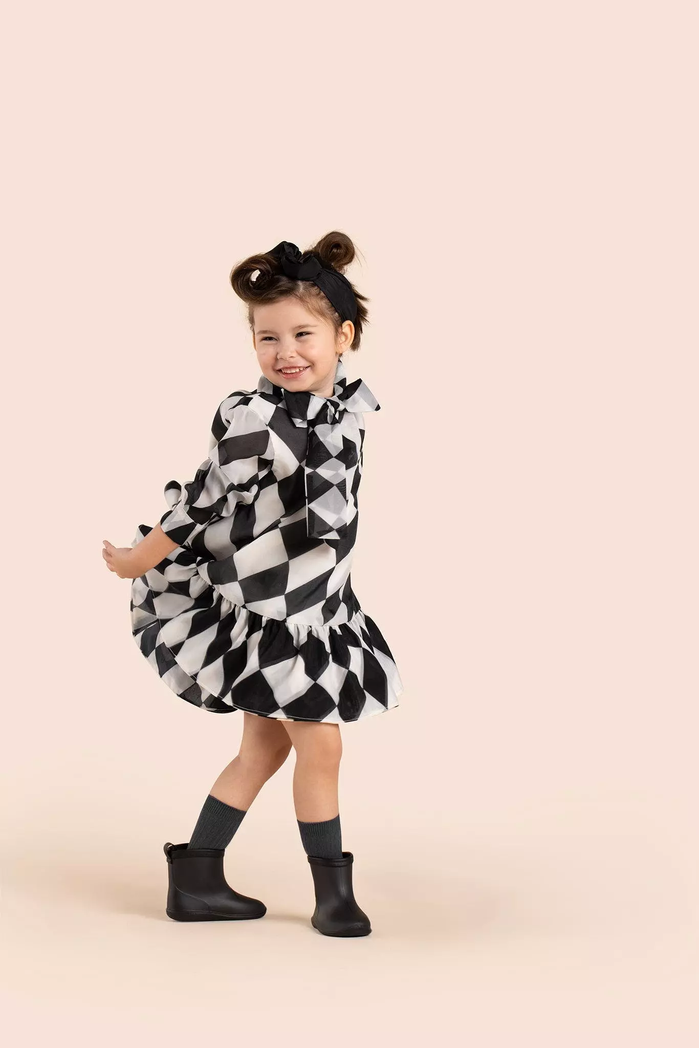 OMAMImini Girls Special Occasion Dress With A Bow I Black - Image 2