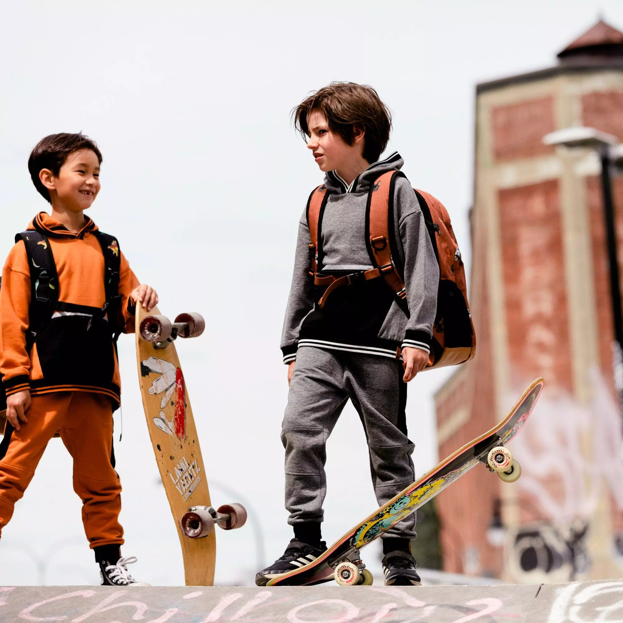 Deux Par Deux Fleece Sweatpants Dark Heather - Image 3