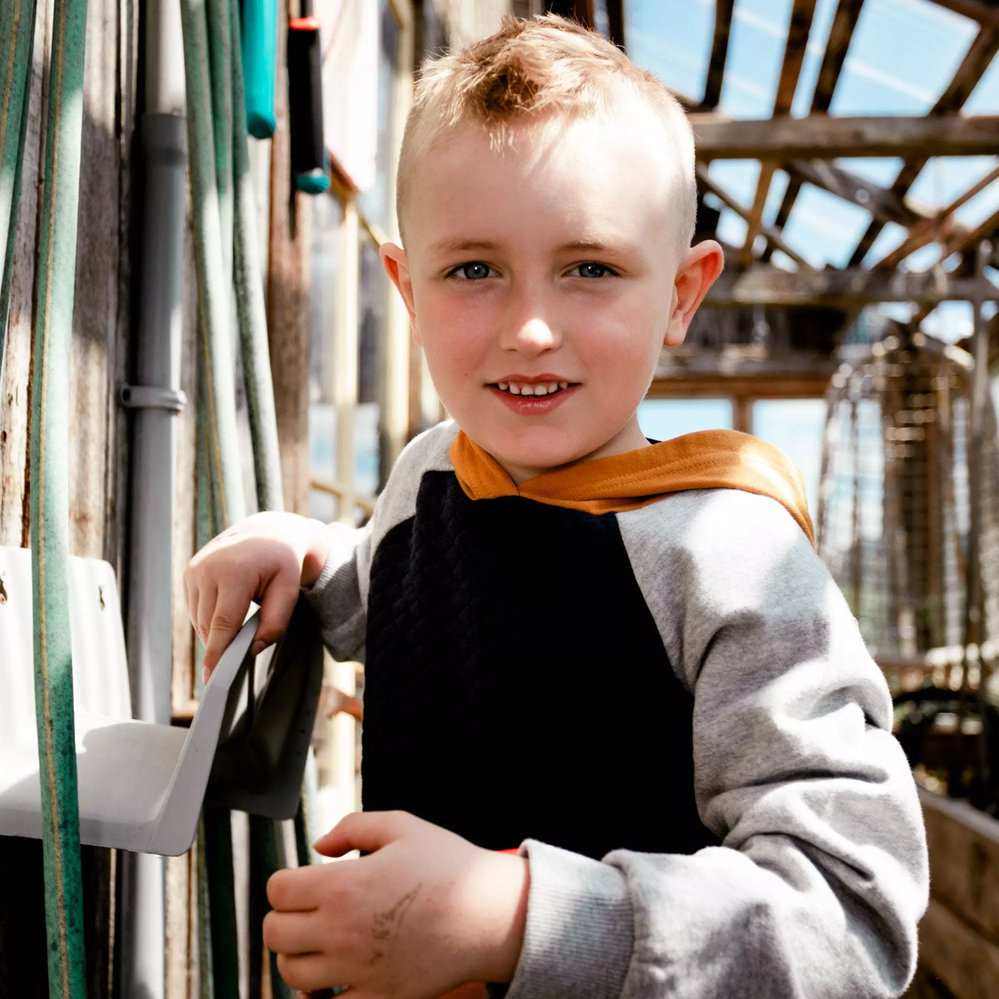 Deux Par Deux Quilted Hooded Fleece Top With Zipper Pocket - Image 5